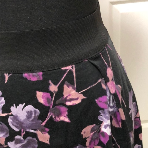 Rose Purple Lace Skirt - Elle - Picture 2 of 8